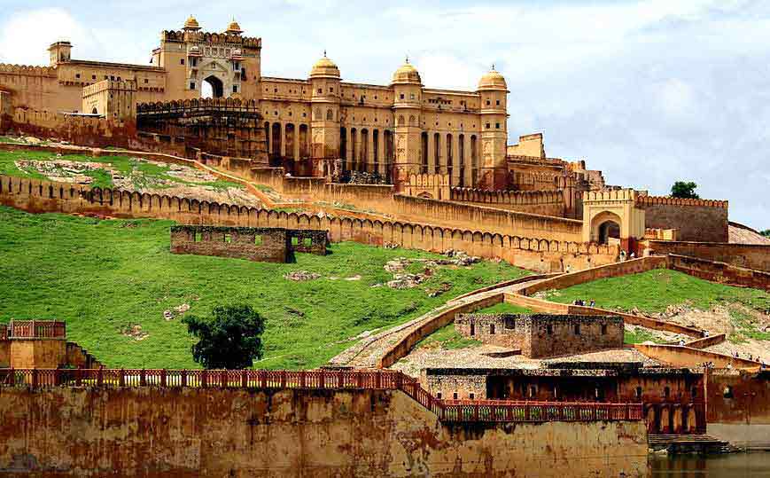 Classical Forts and Palaces Tour 
